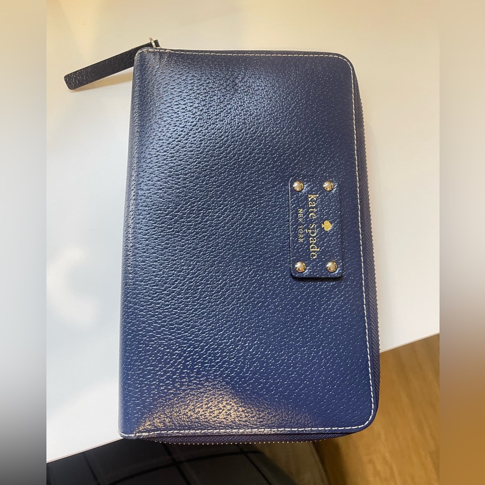 Kate Spade Passport Wallet